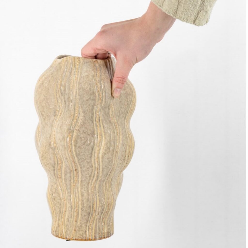 Instagram post from byimke_conceptstore. This post is in position 7.